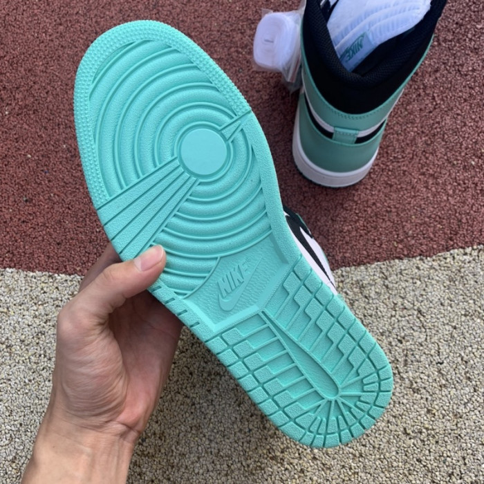 air jordan 1 retro high og nrg "igloo" 861428-100