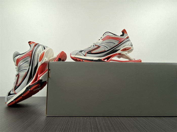 Ba*len*cia*ga x-pander sneaker 092722