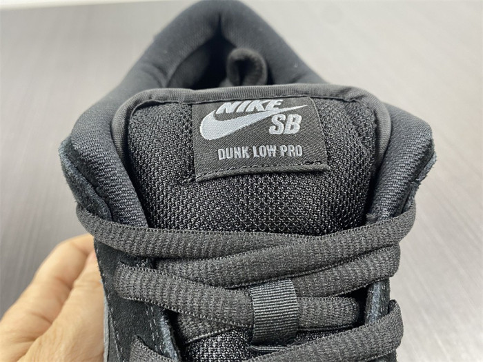 nike sb dunk low fog bo6817-010