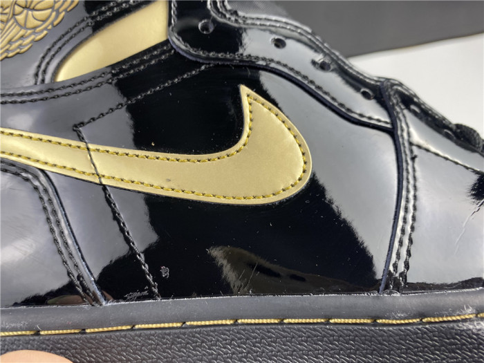 jordan 1 retro high black metallic gold (2020) 555088-032