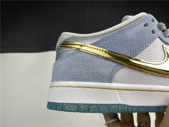 sean cliver x nike sb dunk low dc9936-100