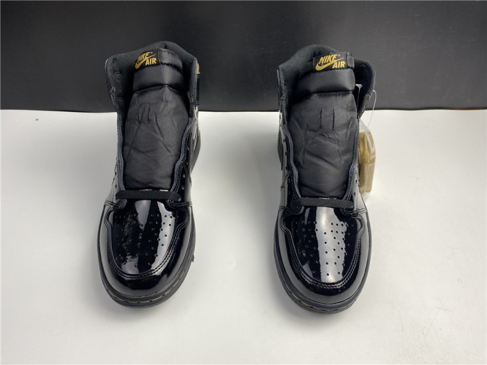 jordan 1 retro high black metallic gold (2020) 555088-032