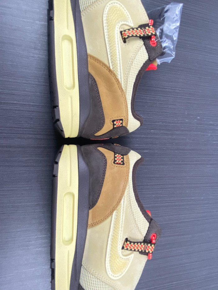 travis scott x nike air max 1 do9392-200