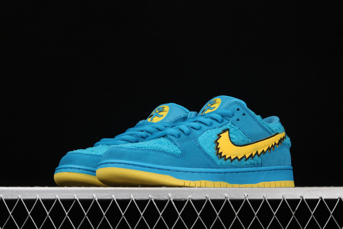 grateful dead x nike dunk low sb "blue bear" cj5378-400
