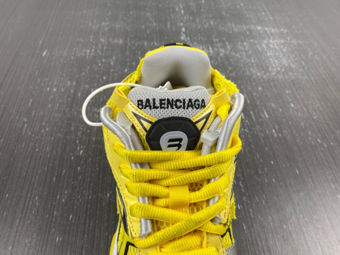 Ba*len*cia*ga runner yellow black 677402w2rd30510