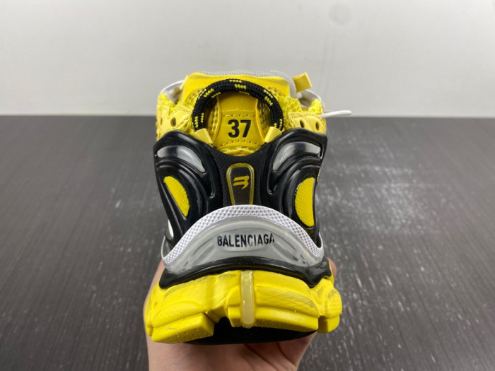 Ba*len*cia*ga runner yellow black 677402w2rd30510