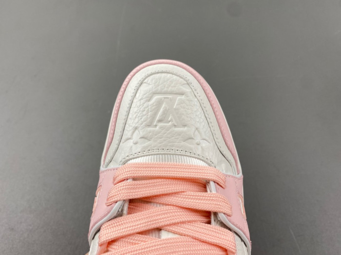 l**is V*t*n trainer pink rose 1aa6vv