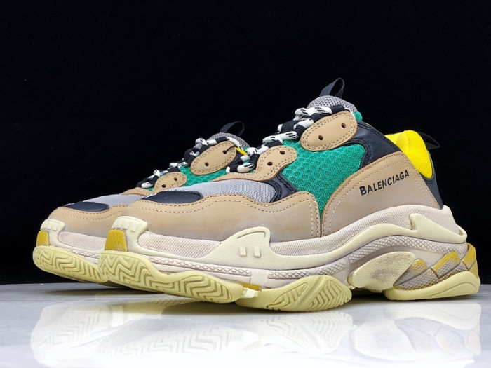 bl triple s trainers dad shoe h903p026