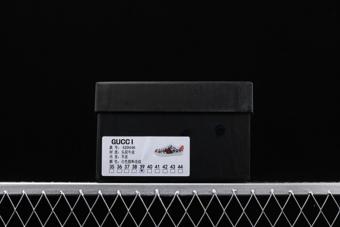 gi ace embroidered low-top sneaker h903p108